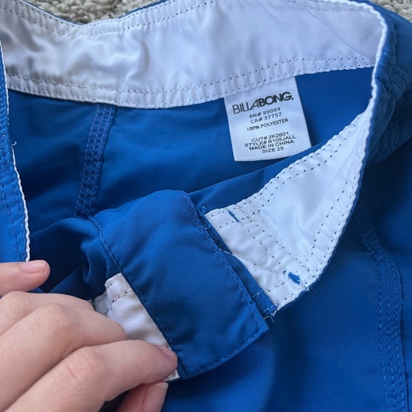 Mens billabong board shorts - Picture 2 of 3